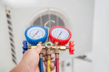 Air conditioning check service leak detection add refrigerant