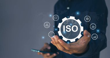 Sertifika ve standartlar ISO sertifikalı iş, uluslararası standartlar, kalite güvencesi kavramı