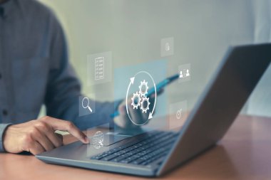 İş Konseptinin Olay Yönetimi, İşadamı teknolojiyi kullandı Olay Yönetimi Dijital İletişim Riskin azaltılmasını vurguladı