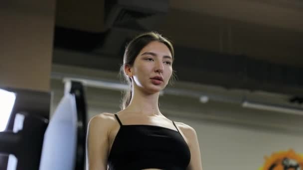 Gezondheidszorg Fitness Bodybuilding Concept Jong Aantrekkelijk Meisje Training Haar Been — Stockvideo