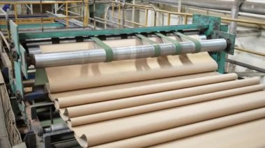 Karton konteynır üretimi için Atılgan. Karton kutuların ve bükülmüş paketlerin üretimi.