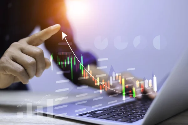 Geschäftsleute Analysieren Finanztechnologie Und Investment Trader Investor Investitionen Geschäftliche Und — Stockfoto