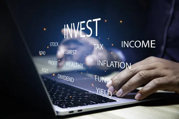 Affärsman Analysera Finans Teknik Och Investeringar Handlare Investerare Investeringar Affärsverksamhet — Stockfoto