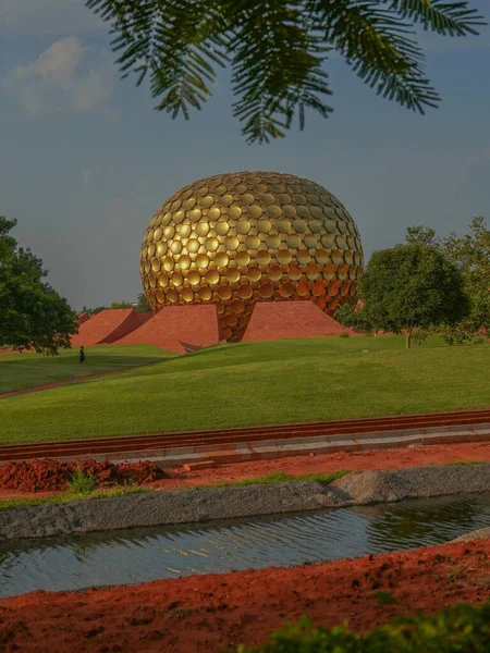 Une Belle Vue Sur Temple Matrimandir Auroville Quartier Viluppuram Tamil Images De Stock Libres De Droits