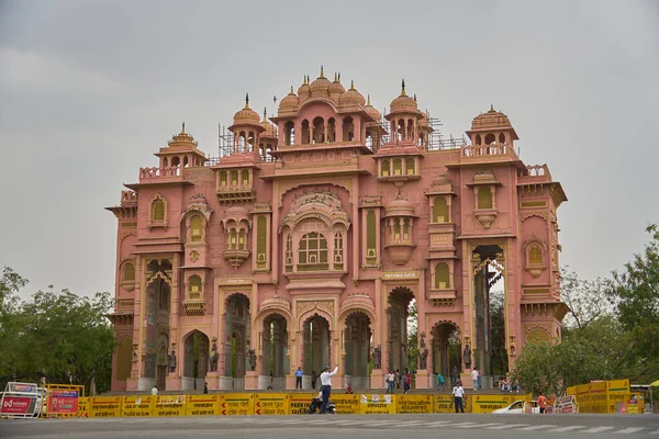Jaipur India 2023 Gyönyörű Kilátás Patrika Kapura Szelektív Fókusz Emlékműre — Stock Fotó