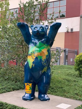 Berlin, Almanya - 29 Eylül 2019: Şehir dostu ayının heykeli