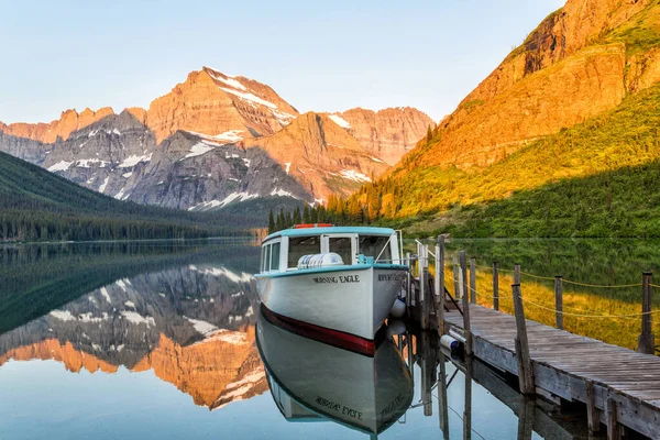 Turistahajó Josephine Lake Gleccser Nemzeti Park Montana Usa — Stock Fotó