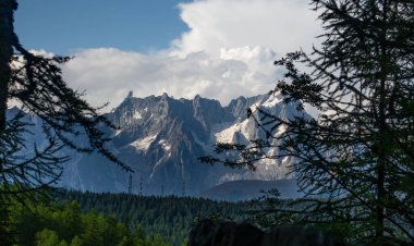 Mont Blanc Massif, Les Combes, Aosta Vadisi, İtalya