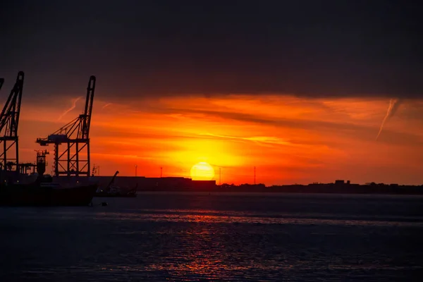 Sunrise Port Felixstowe Suffolk — Stock Photo, Image