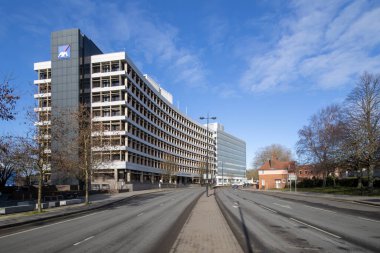 Ipswich, Suffolk, İngiltere 'nin merkezindeki AXA Sigorta Ofisleri