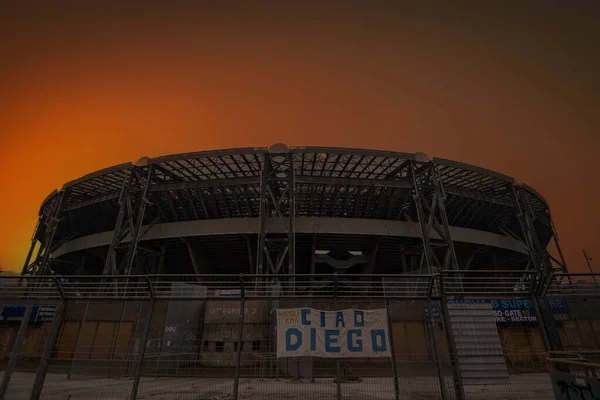 Ein Orangefarbener Himmel Über Dem Diego Armando Maradona Stadium Der — Stockfoto