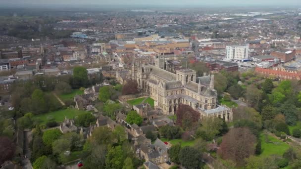 Aerial Footage Cathedral Church Peter Paul Andrew Peterborough Cambridgeshire — Stock Video
