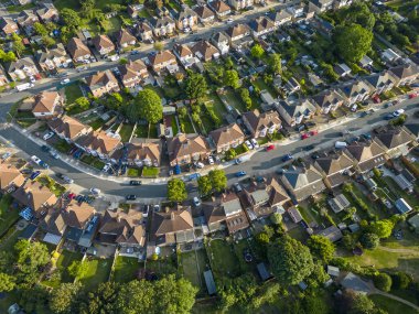 Ipswich, Suffolk, İngiltere 'de bir yerleşim alanının havadan görüntüsü.