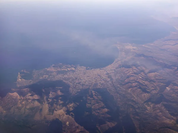 从飞机上俯瞰意大利西西里北部海岸 — 图库照片