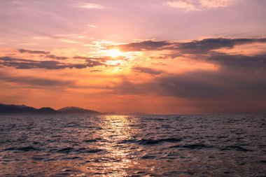 Bahia de La Ventana üzerinde gün batımı Baja California Sur, Meksika