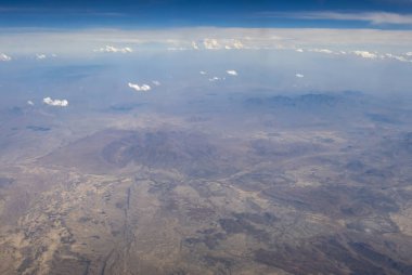 Texas, ABD 'deki Big Bend Ulusal Parkı üzerinde yüksek irtifa manzarası