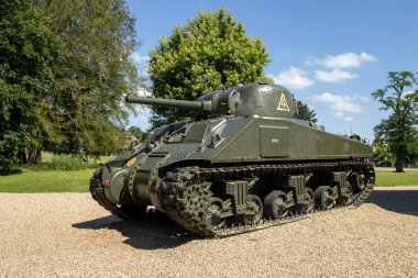 Bir M4A4 Sherman Tankı Hollanda 'nın Oosterbeek kentindeki Hava İndirme Müzesinde sergileniyor.