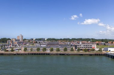 Hollanda, Hollanda 'daki Hook feribot limanındaki yolcu terminali.