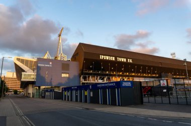 Portman Road, İngiltere 'nin Suffolk kentindeki Ipswich Town Football Club' ın evidir.