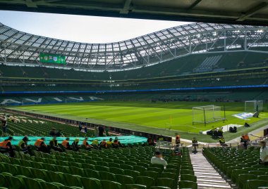 Aviva Stadyumu Dublin, İrlanda 'da çok amaçlı bir spor merkezidir.