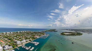 Florida, ABD 'deki Riviera Sahili' nin havadan görüntüsü.