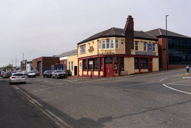 Newcastle, Tyne and Wear, İngiltere 'deki Demiryolu Caddesi' ndeki Globe Pub.