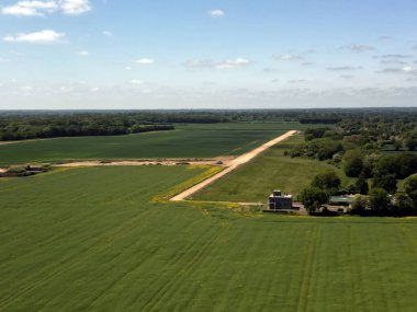 Thorpe Abbotts, Norfolk, İngiltere 'deki eski 2. Dünya Savaşı USAF havaalanının hava görüntüsü.
