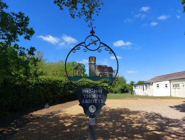 Thorpe Abbotts, Norfolk, İngiltere 'deki köy tabelası.