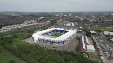 King Power Stadyumu 'nun 4K hava görüntüleri Leicester City Football Club' a ev sahipliği yapmaktadır.