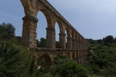 İspanya Tarragona yakınlarındaki Ferreres su kemeri.