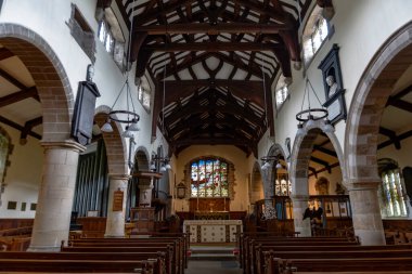 Sedbergh, Cumbria, İngiltere 'deki St Andrews Kilisesi' nin içi.