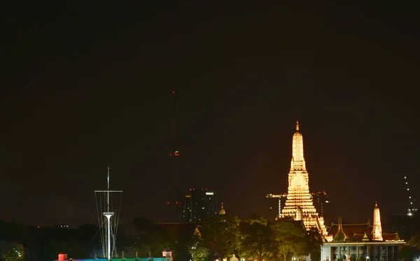 Krajobraz Pagody Świątyni Świcie Lokalizacji Podróży Tajlandii Nocy — Zdjęcie stockowe