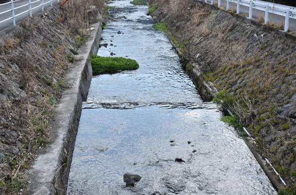 Forma Descarga Para Agua Drenaje Proteger Las Inundaciones Calle Yufuin —  Fotos de Stock
