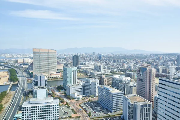 福冈塔楼的城市景观是日本第三高的旅游地点建筑 — 图库照片