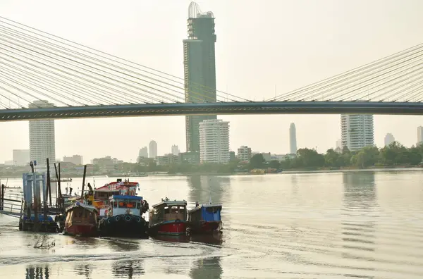 Nový Visutý Most Ráma Devět Výstavbě Přes Řeku Chao Phraya — Stock fotografie