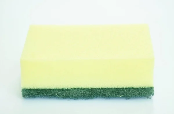 Žlutá Zelená Mycí Houba Tekutým Mytím Bílém Pozadí — Stock fotografie