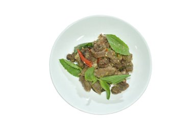 Baharatlı kızarmış et dilimi. Fesleğen yaprağı ve biberli et. 