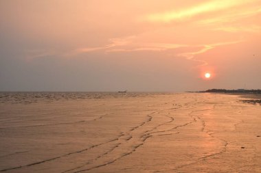 Tayland 'da gün batımında deniz manzarası   