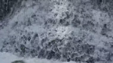 Muak Lek Botanik Bahçesi-Muak Şelalesi Tayland 'da dinlendirici bir yer.