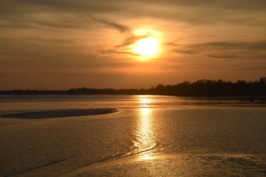 Son Sahili 'nde gün batımında deniz manzarası Tayland' da seyahat   