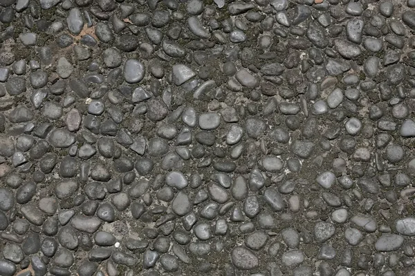 Arreglo Piedras Negras Dispuestas Cuidadosamente Suelo Para Decorar Patio Residencial — Foto de Stock