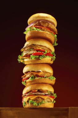 Hamburgerler hakkında iyi makale başlıkları var.