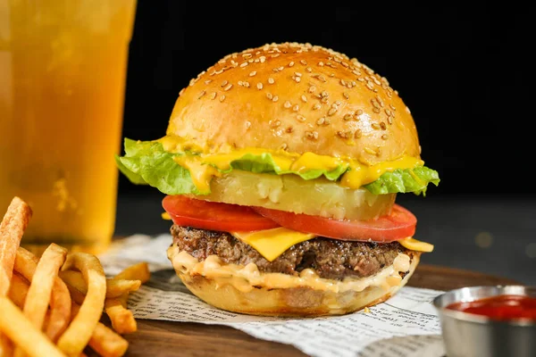 Hamburgerler Hakkında Iyi Makale Başlıkları Var — Stok fotoğraf