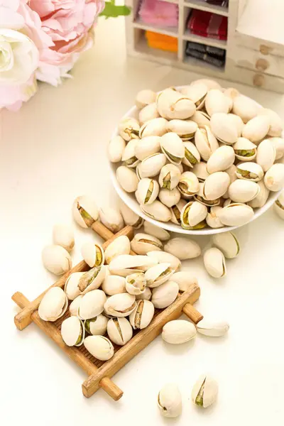 Mighty Pistachio Health Benefits Nutritional Value Res Photo — Stock Photo, Image