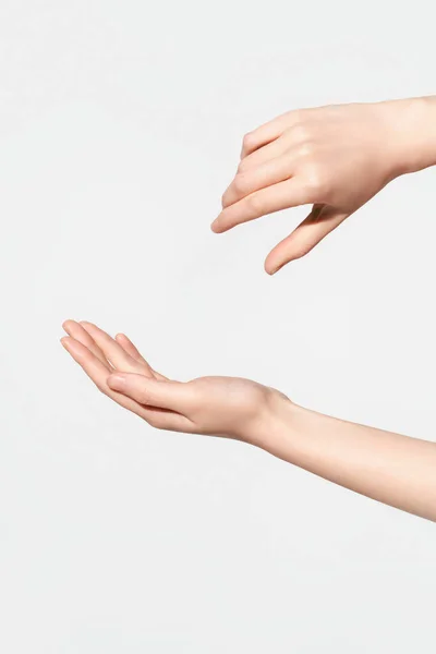 Vacker Kvinna Händer Kvinnliga Händerna Applicera Kräm Lotion Spa Och — Stockfoto