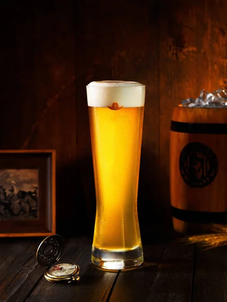 Images Beer Mugs Beer Hands Beer Mugs Taken Studio Res — Stock Photo, Image