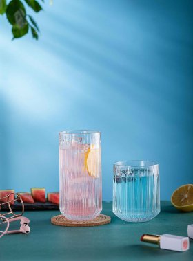 Restoranlarda, barlarda, yüksek kaliteli resimlerde içki resimleri