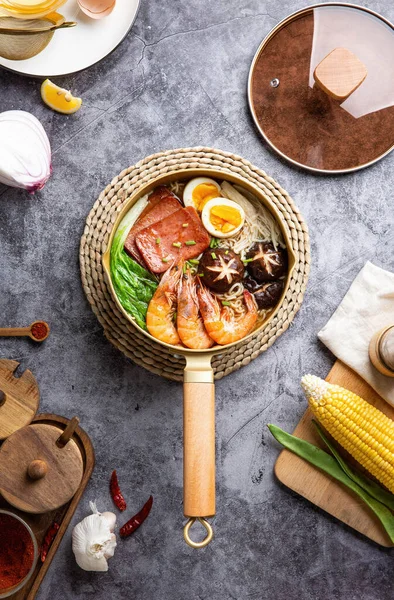 Obrázky Vaření Doma Příprava Večeře Asijské Jídlo Stole — Stock fotografie