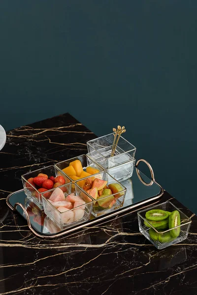 ティーブレイクセット ティーブリーク準備 テーブルの上のティーブリーク食品のイメージ — ストック写真