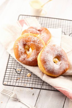Restoranlarda yeni ekmek ve hamur işleri resimleri, yüksek kaliteli resimler